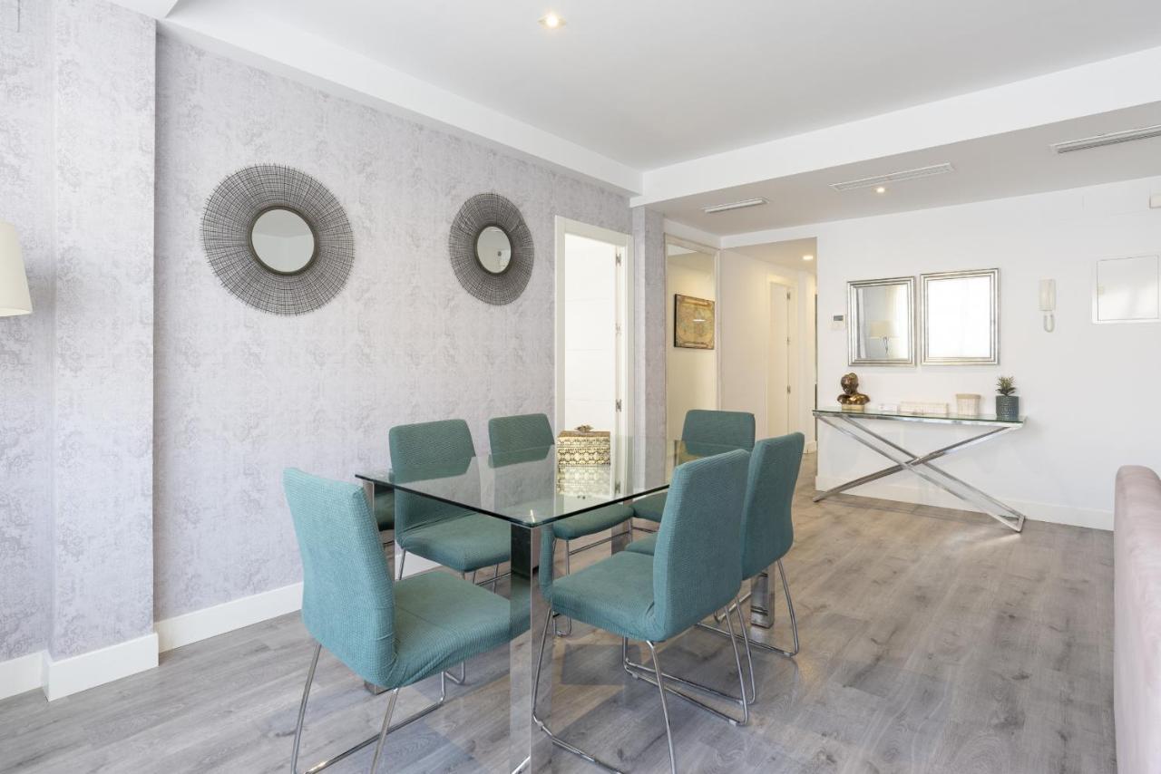 Soho Premium 4 Bedrooms Apartment Málaga Exteriör bild