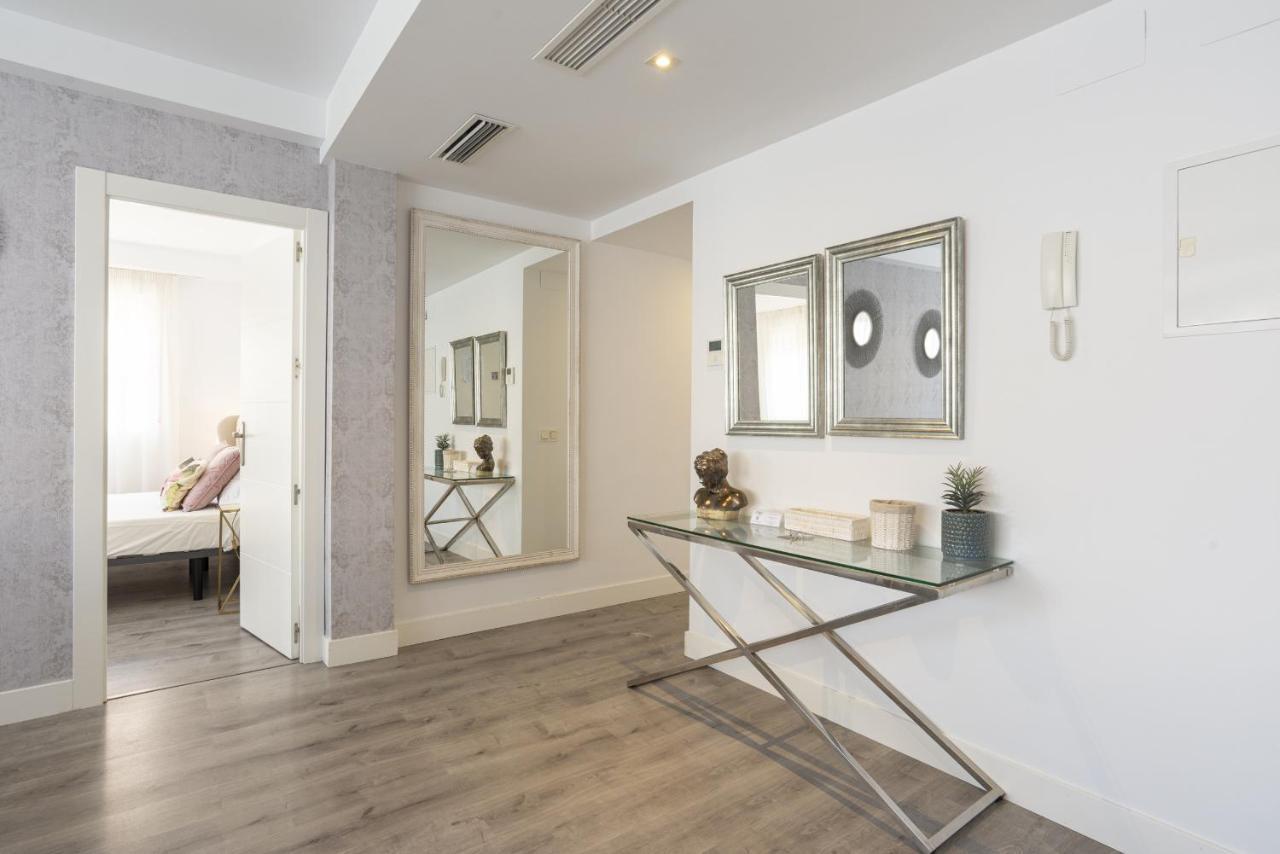 Soho Premium 4 Bedrooms Apartment Málaga Exteriör bild