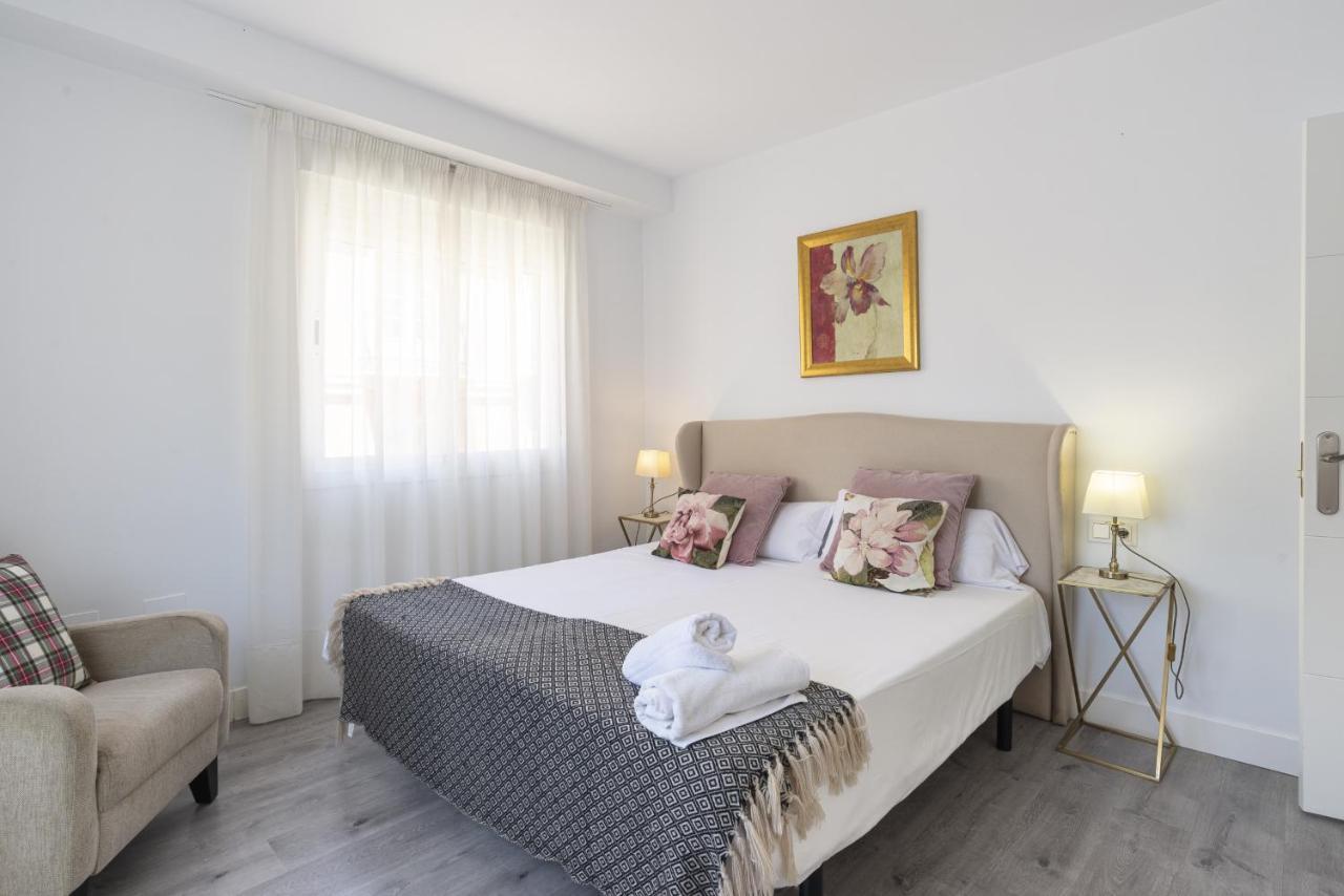 Soho Premium 4 Bedrooms Apartment Málaga Exteriör bild
